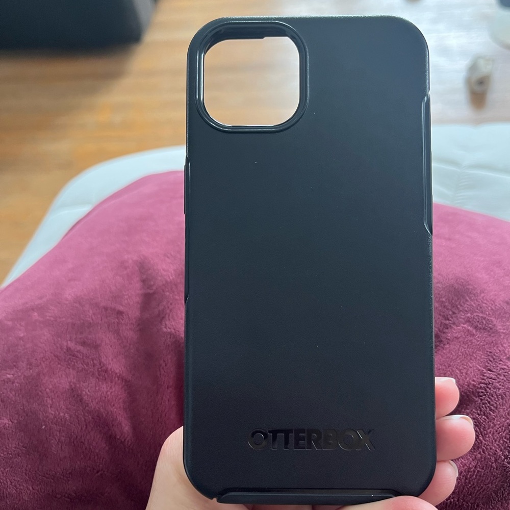 iPhone 13 otterbox